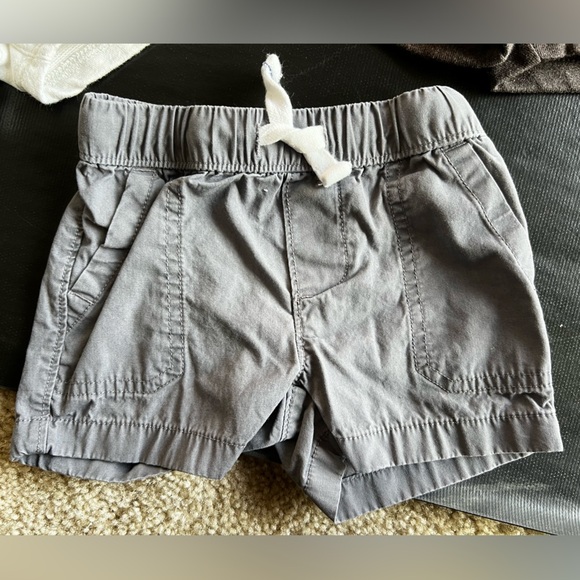 Infant baby 3 Carter’s 6M shorts - Picture 5 of 6